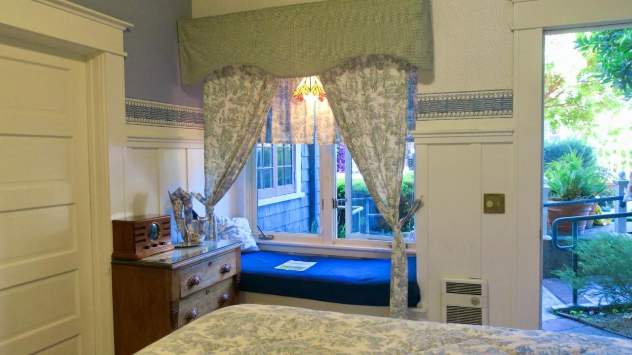 The Old St Angela Bed & Breakfast
