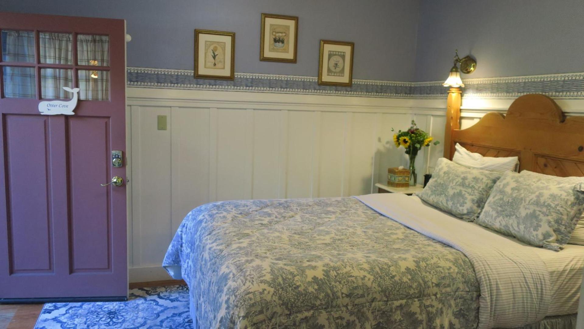 The Old St Angela * Pacific Grove