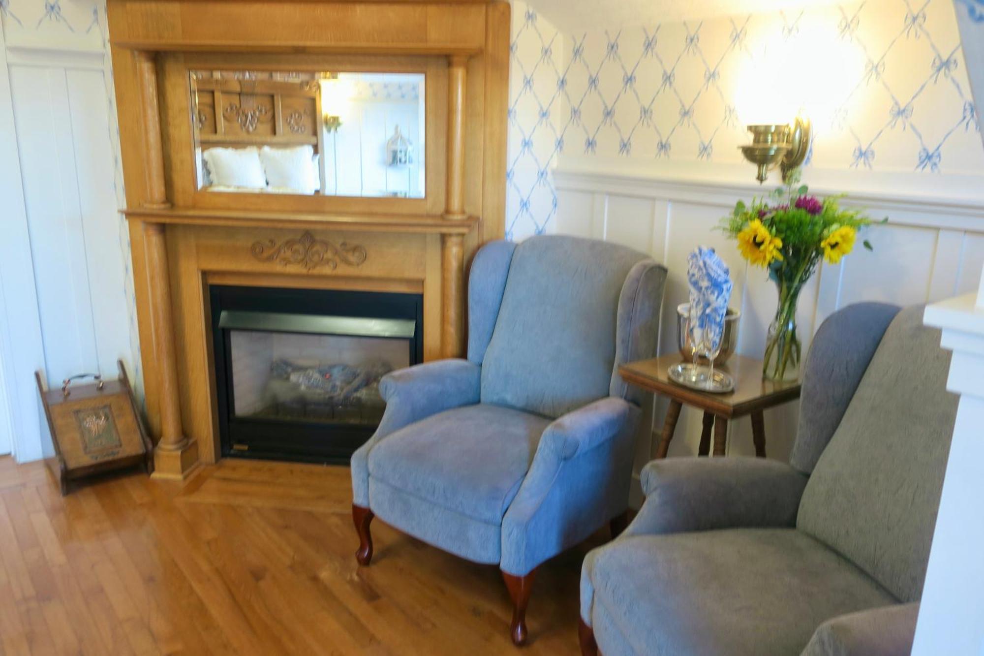 The Old St Angela Bed & Breakfast Pacific Grove